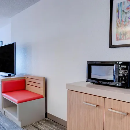Hilton Garden Inn Anaheim/Garden Grove-3