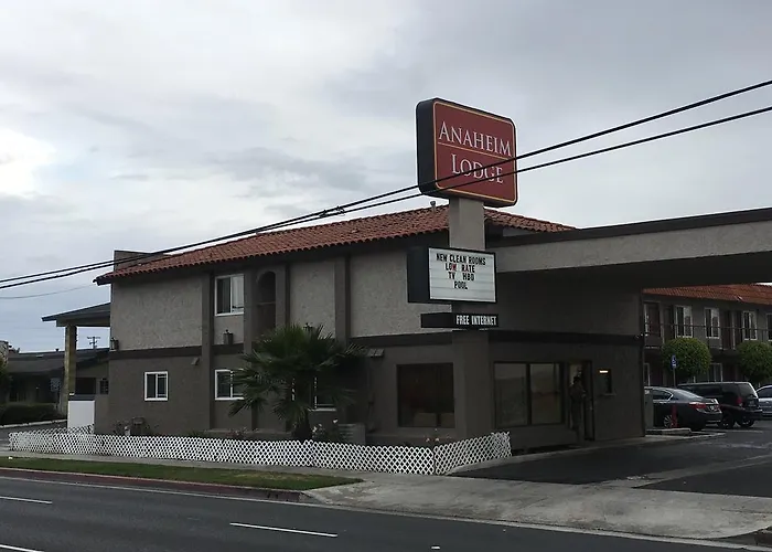 Anaheim Lodge